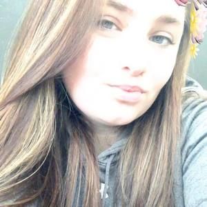 Meet your Posher, Felisha